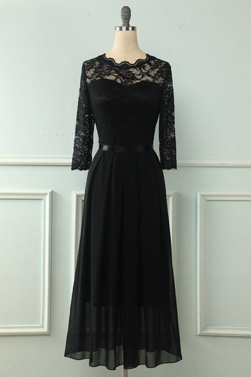 Vestido de renda traseira com mangas compridas